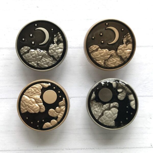 17mm Metal Shank Buttons, Stylish Moon & Stars Metal Shank Buttons. Warm Gold/Silver & Coat/Jacket Button